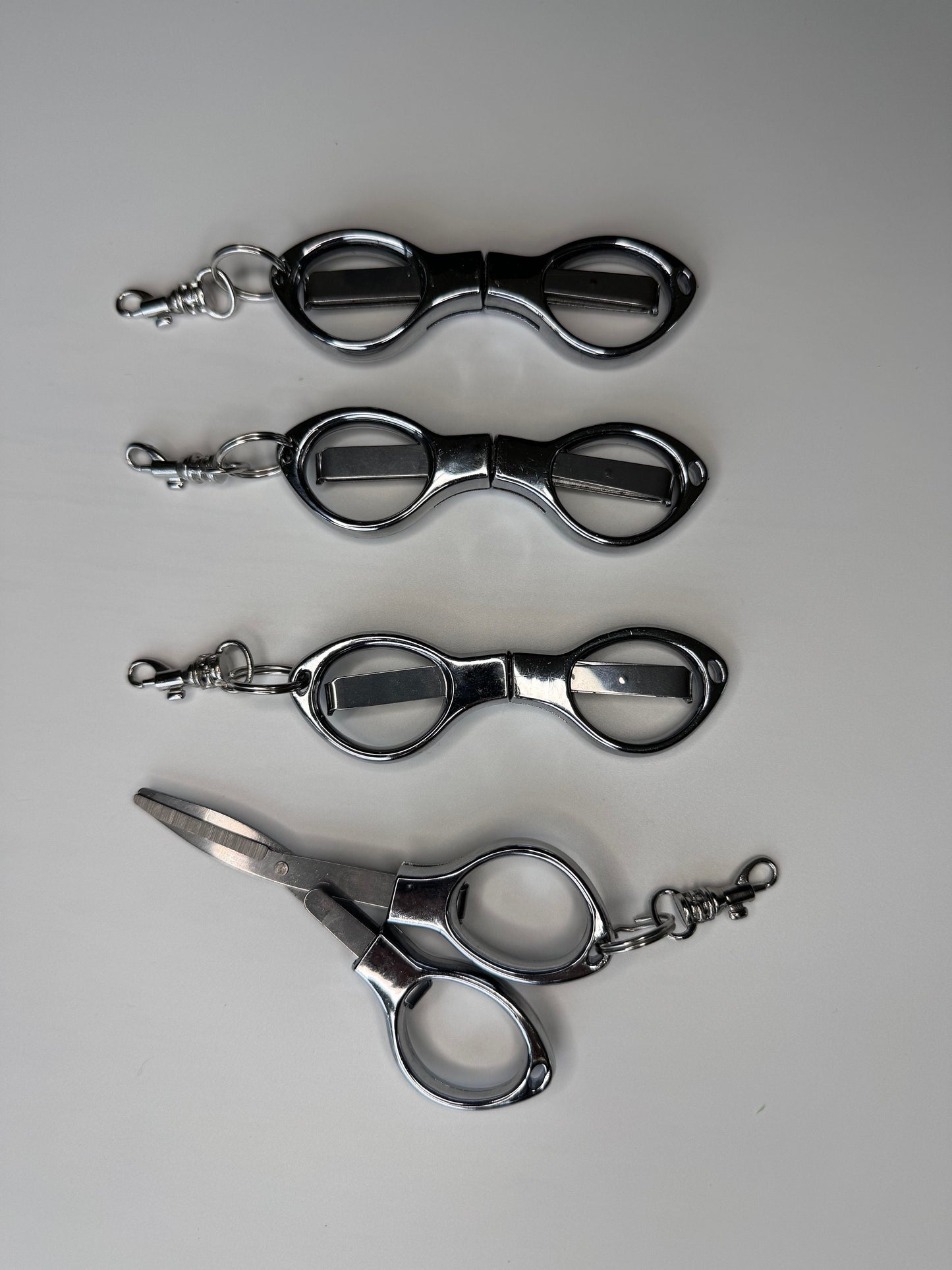 Folding Scissors Clip