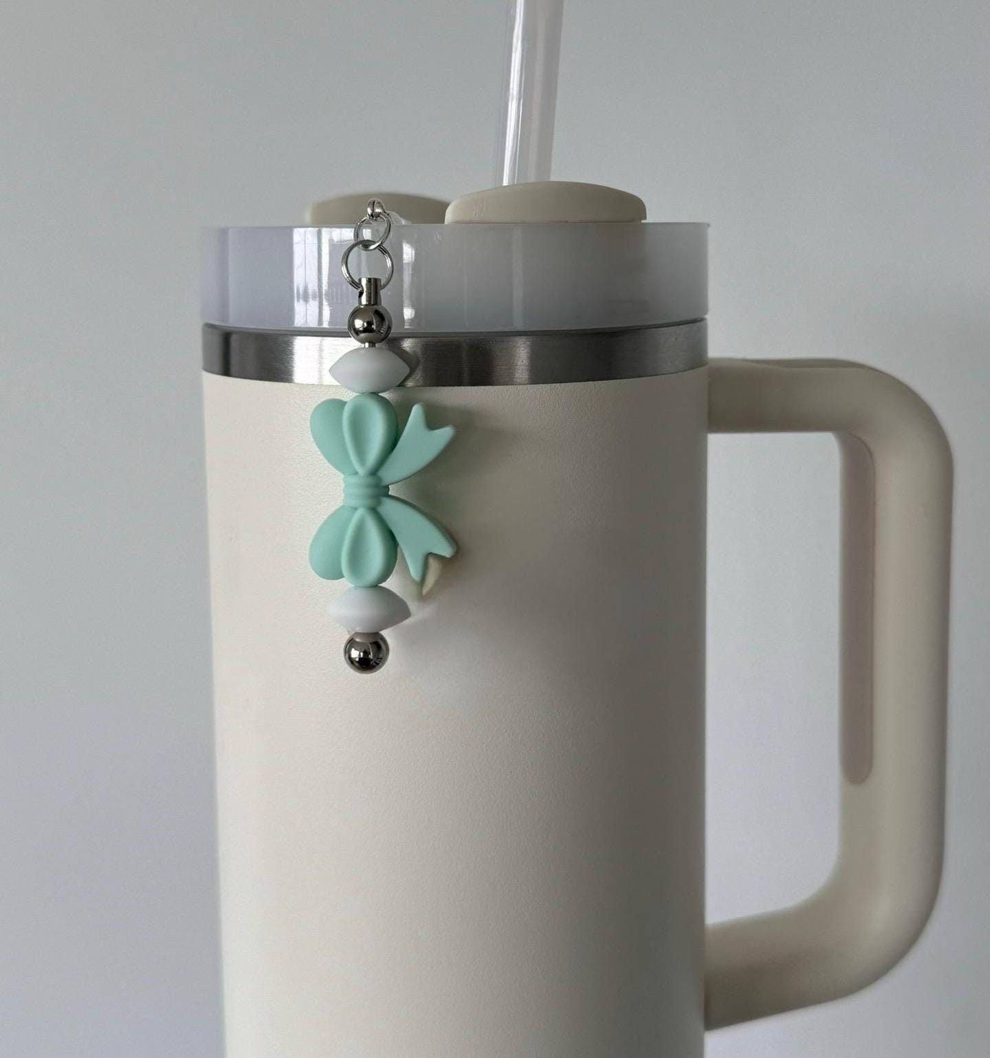 Bow Tumbler Charm Chain