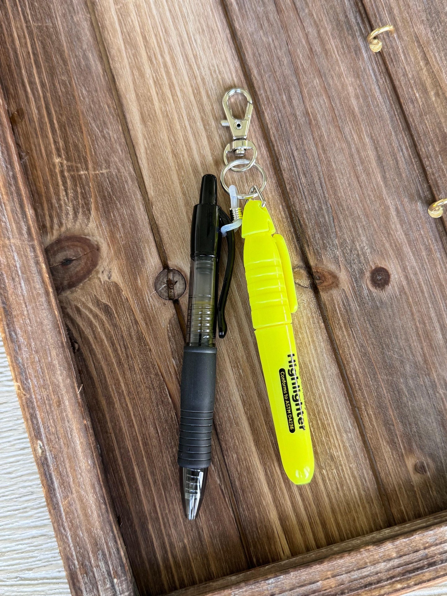 Pen clips for badge reel nurse pens clip on pen holder for badge buddy nursing accessories