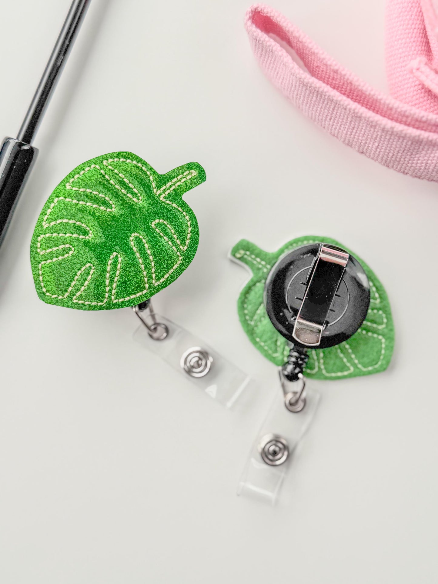 Plant Lovers Feltie Badge Reel Nursing Gift Retractable Holder Fun ID Gift For Work Handmade Felt Badge Clip Healthcare Badge Reel Holder