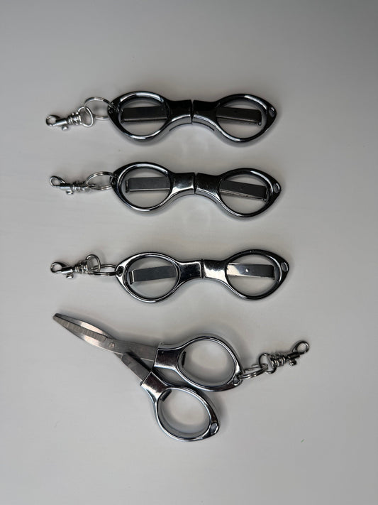Folding Scissors Clip
