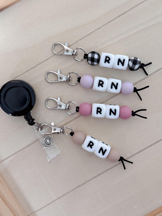 Rn beaded keychain nurse beaded badge reel silicone bead keychain new nurse gift nursing accessories badge buddy clip cute registered nurse