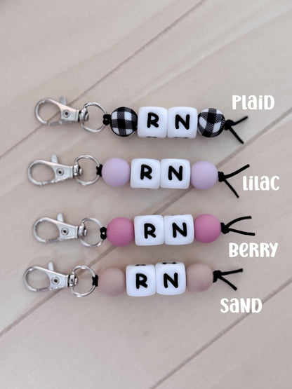 Rn beaded keychain nurse beaded badge reel silicone bead keychain new nurse gift nursing accessories badge buddy clip cute registered nurse