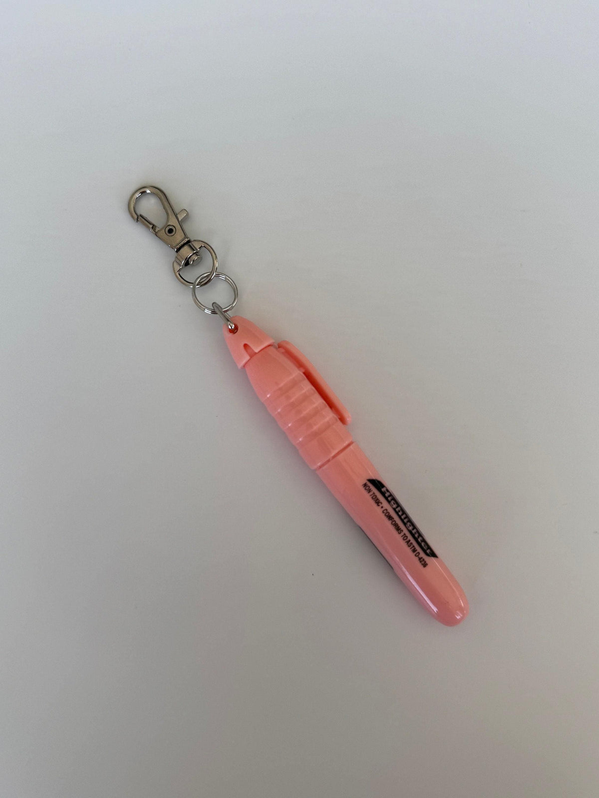Mini highlighter badge reel accessory pen holder badge buddy pastel highlighter clip on breakaway lanyard cna medical assistant teacher gift