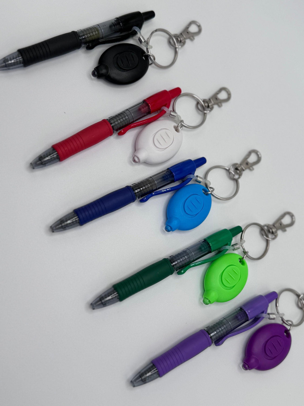Mini pen holder badge reel accessory gift for nurse breakaway lanyard colorful teacher keychain gift for medical assistant badge reel pens